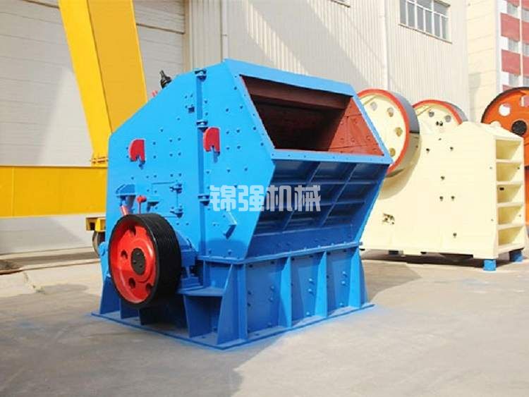 反擊破碎機(圖1) 反擊破破碎機(圖1)