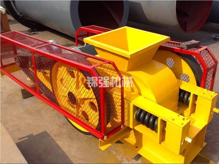 輥式破碎機(圖1) 對輥式破碎機(圖1)