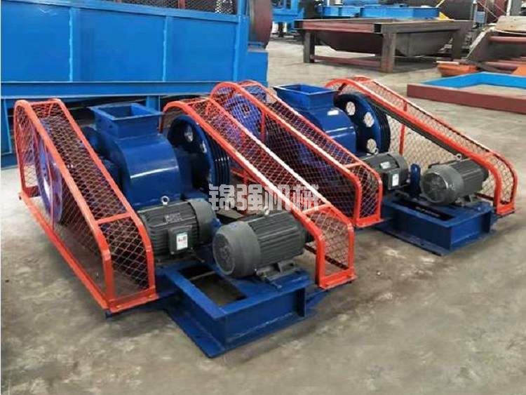 輥式破碎機(圖4) 對輥破碎機(圖4)